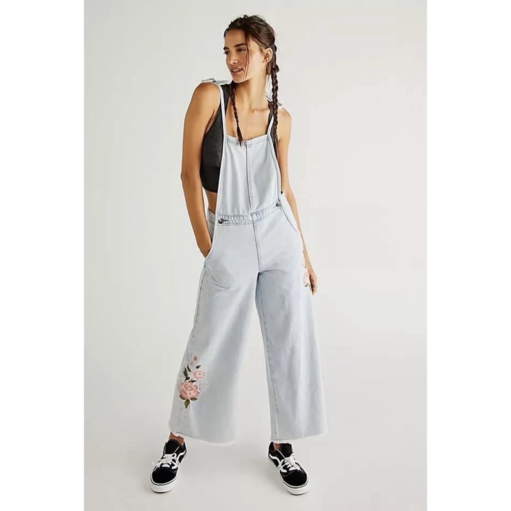 Free People x Driftwood Raphy Denim Overalls Size Large Embroidered Floral NWT